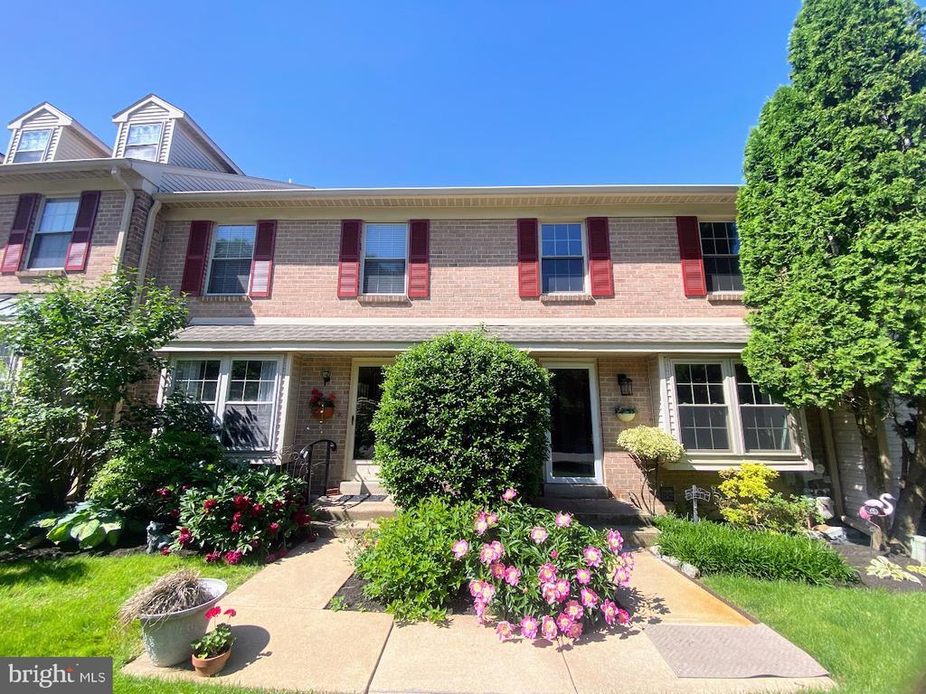 Foto principal - 618 Shropshire Dr