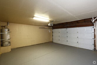 Building Photo - Quailwood Apartments