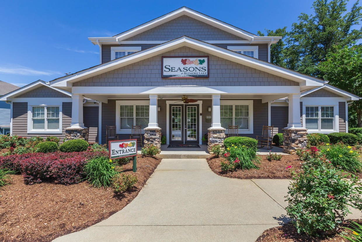 Primary Photo - Seasons at Biltmore Lake Condominiums