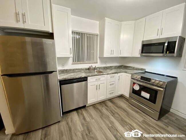 Foto del edificio - Beautifully Renovated 3 Bed 2 Bath