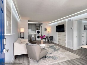 Interior Photo - The Jade