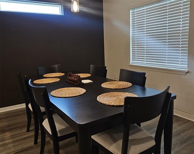 Building Photo - 2832 San Marco Wy