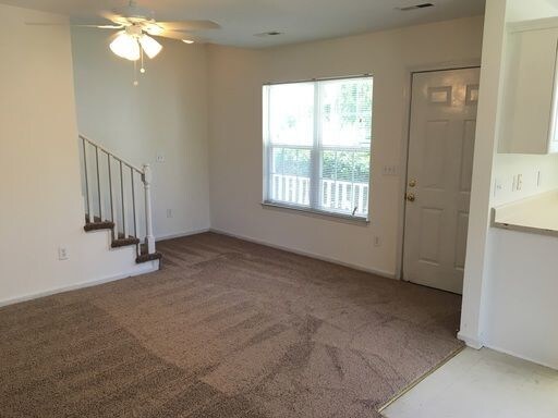 Building Photo - AZALEA TRACE