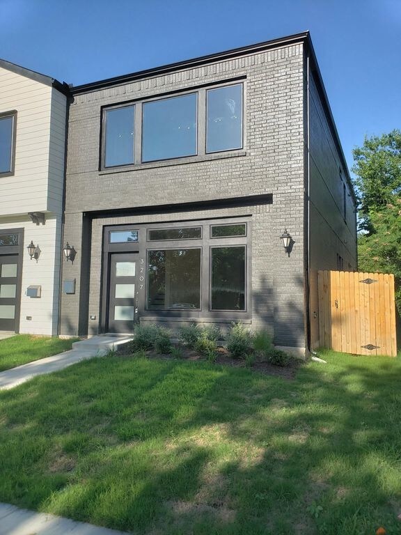 Building Photo - 3207 Forest Park Blvd