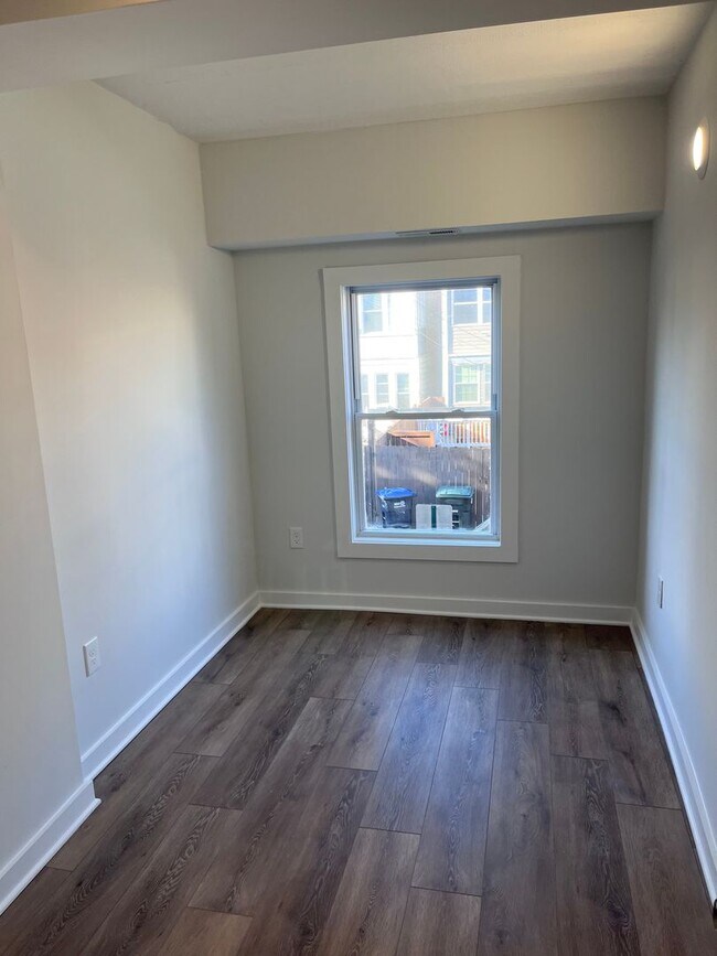 Foto del edificio - 4724 3rd Pl NW