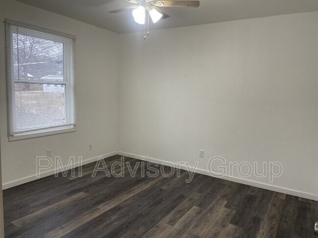 Foto del edificio - 2820 SE Monroe St