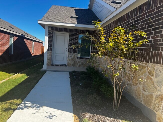 Foto del edificio - 2057 Sulky Ln