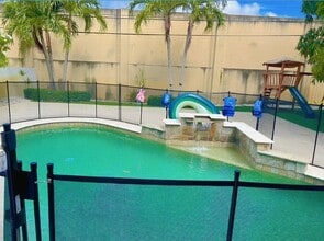 Building Photo - 1474 Cochran Dr