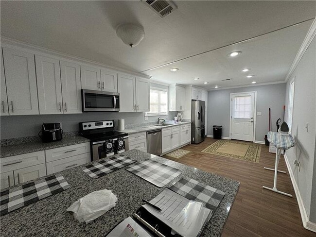 Foto del edificio - 17 Hartley Woods Dr