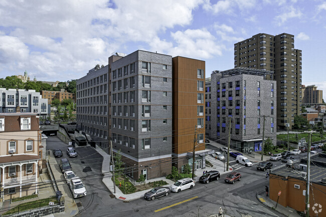 Foto del edificio - 178 Warburton Ave