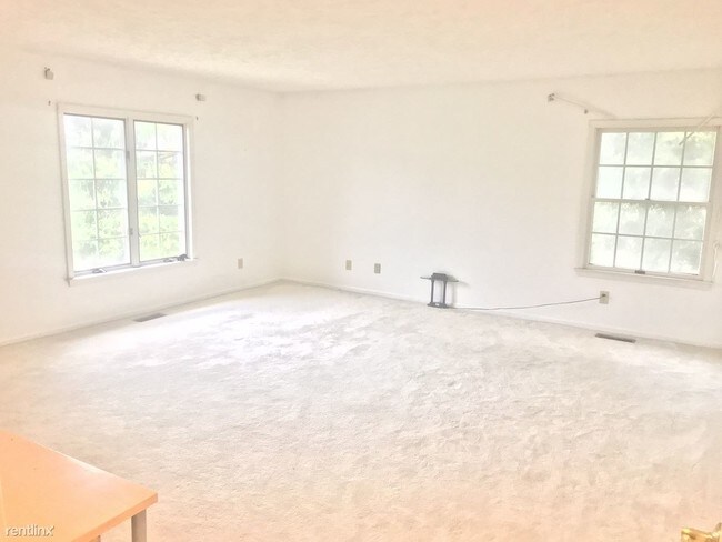 Building Photo - 2199 White Owl Way