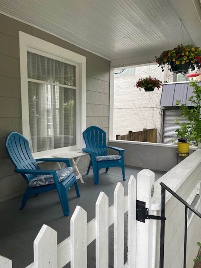 Foto del edificio - Charming 20's home