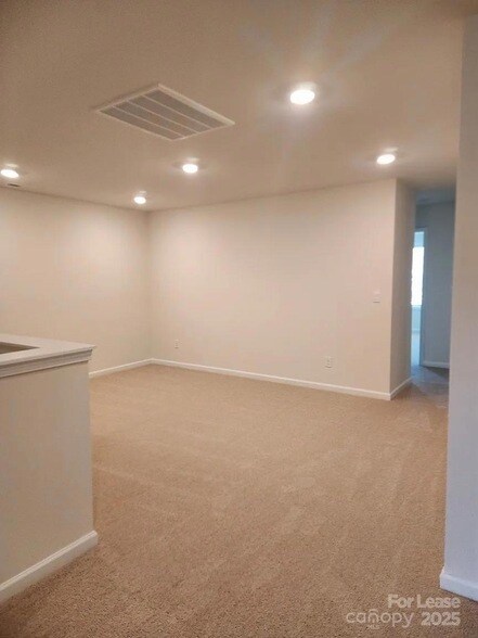 Foto del edificio - 4146 Steel Wy