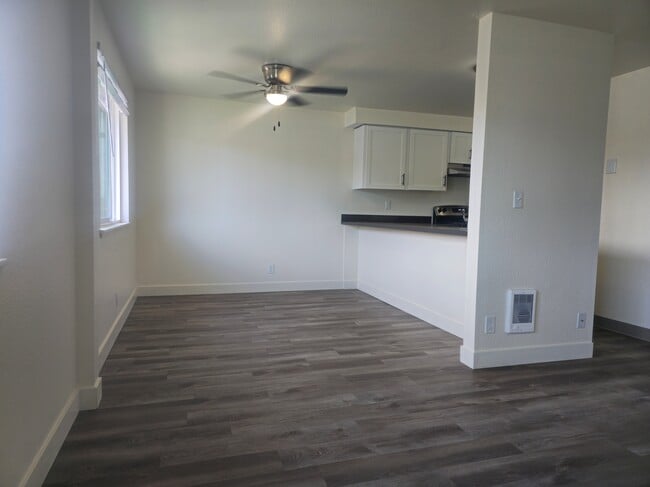 Building Photo - Parkview Apartments