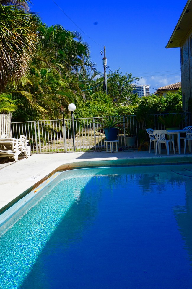 Building Photo - Sabal Palms Apartment Homes