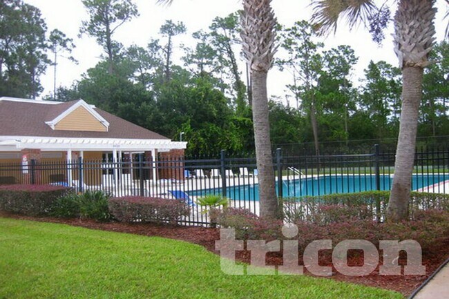 Foto del edificio - 13809 Riverpath Grove Dr