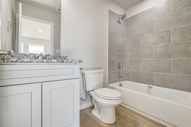 Foto del edificio - 406 Grand Ave