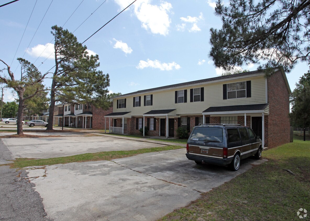 Primary Photo - 4755-4793 Lambs Rd