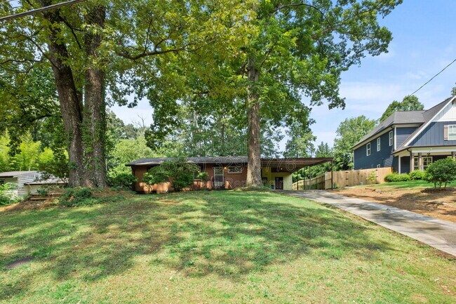 Building Photo - 5070 Crowe Dr SE