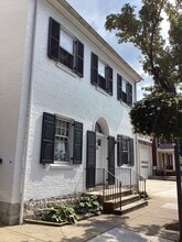 Building Photo - 60 W King St