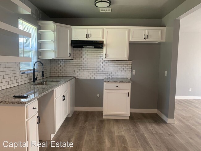 Building Photo - 3 br, 1 bath House - 3941 N.W. 23rd Street