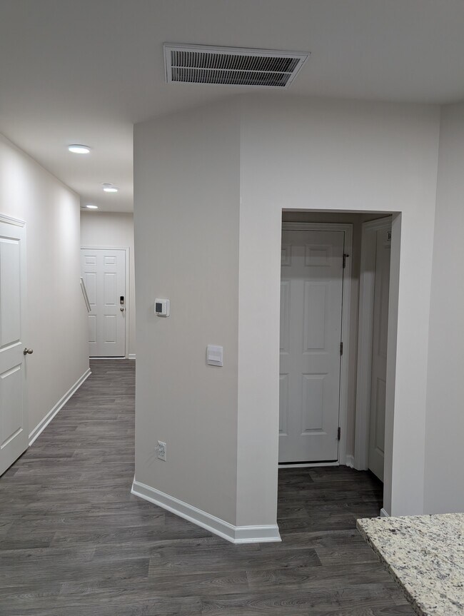 Foto del edificio - 5405 Henley Ridge Dr