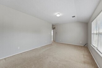 Building Photo - 17202 Hawks Landing Dr