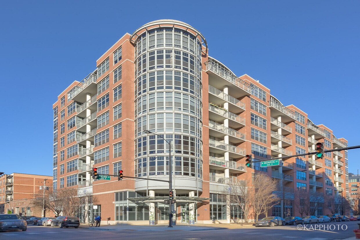 Foto principal - 1200 W Monroe St