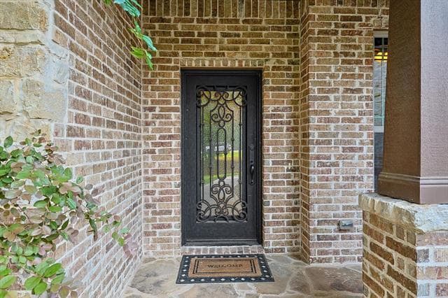 Building Photo - 1560 Karen Dr