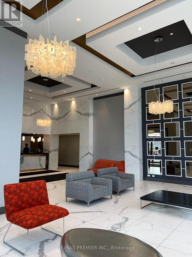 Building Photo - 3600 Hwy 7 W