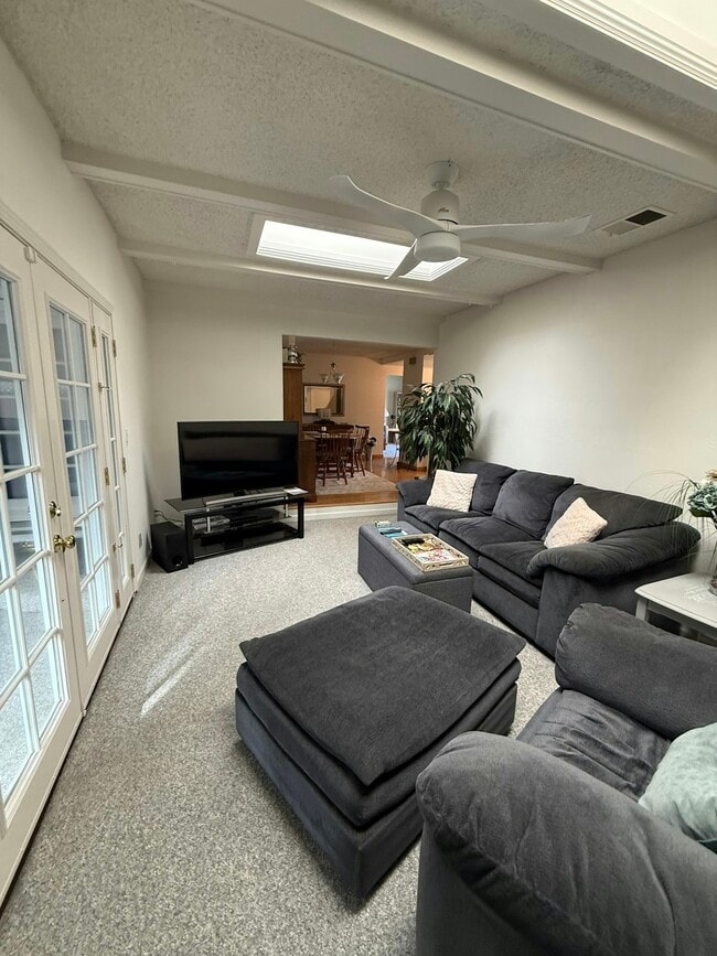 Foto del edificio - 33887 Whitehead Ln