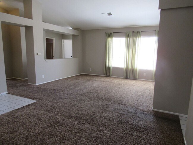 Building Photo - (APPLICATION PENDING) Single story Rosamon...