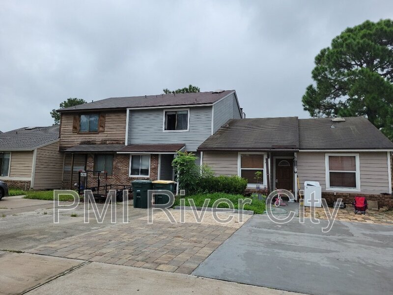 Building Photo - 11251 Shady Glen Dr