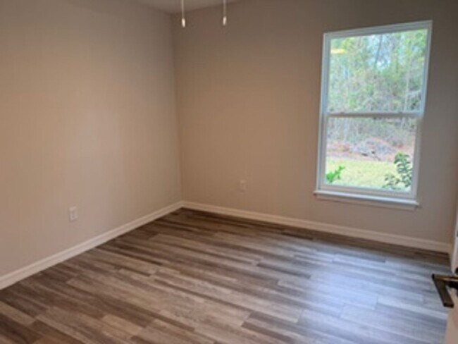 Foto del edificio - New Pine Lake Duplex