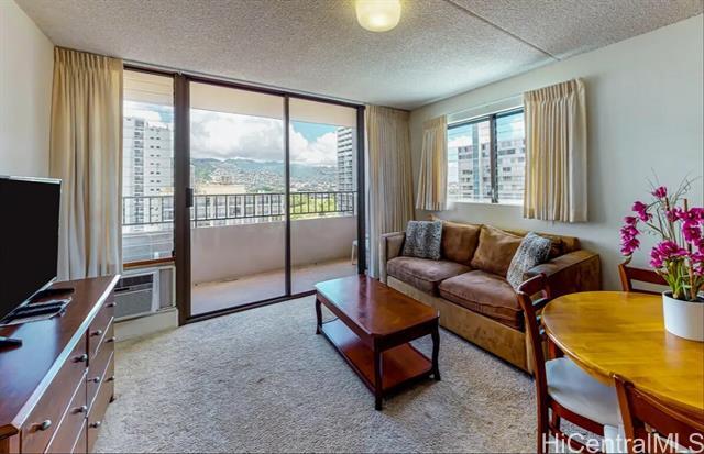 Foto del edificio - 2240 Kuhio Ave.