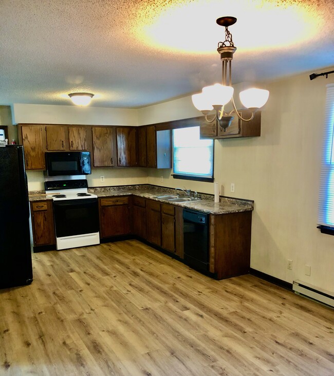 Kitchen - 2303 Bradley St