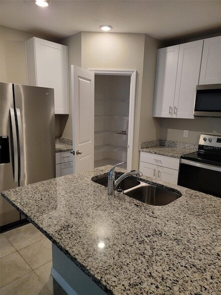 Foto del edificio - 5832 Ocean Isle Dr