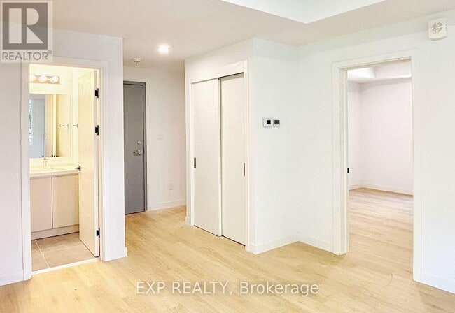 Building Photo - 135 Sweetland Ave