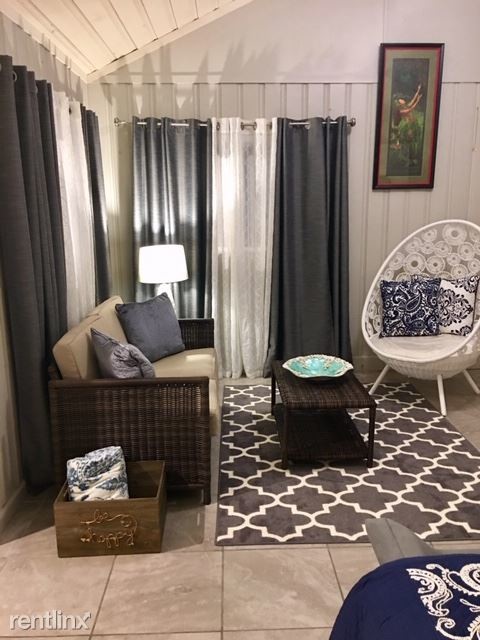 Foto del edificio - Studio, 1 bath Apartment - 15-1724 6th Avenue