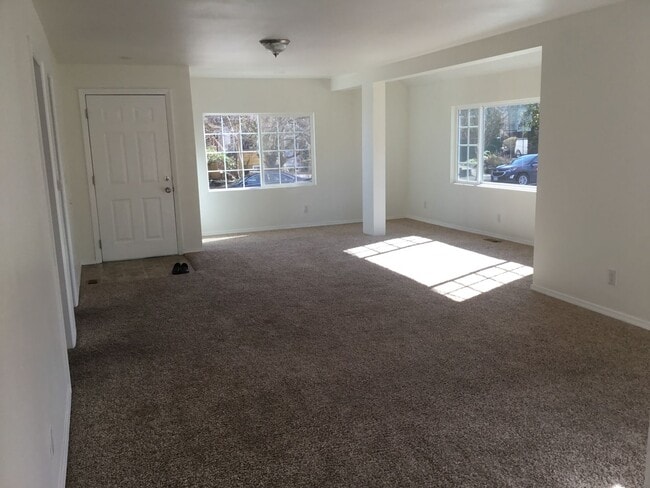 Building Photo - BOISE CONTEMPORARY BUNGALOW