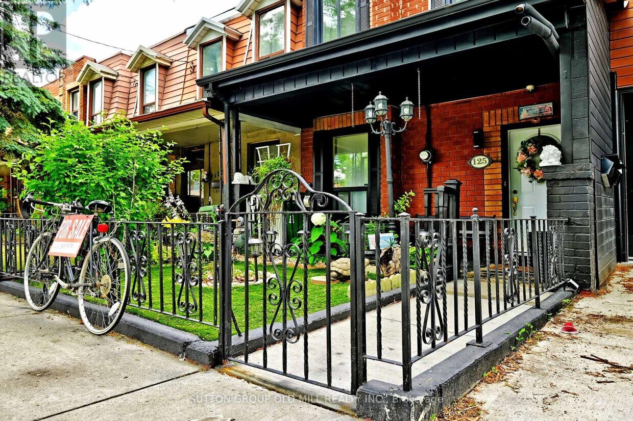 Photo principale - 125-125 Lansdowne Ave