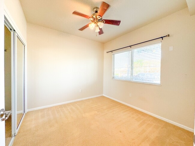 Building Photo - 139 Hoowaiwai Loop