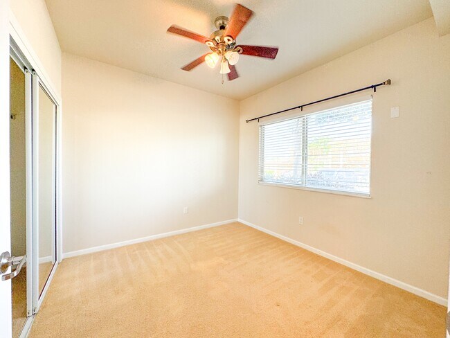 Foto del edificio - 139 Hoowaiwai Loop