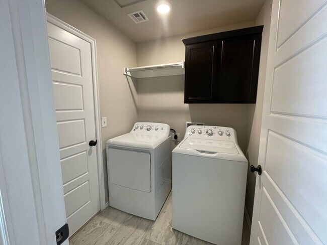 Photo - 3 bed Yukon House