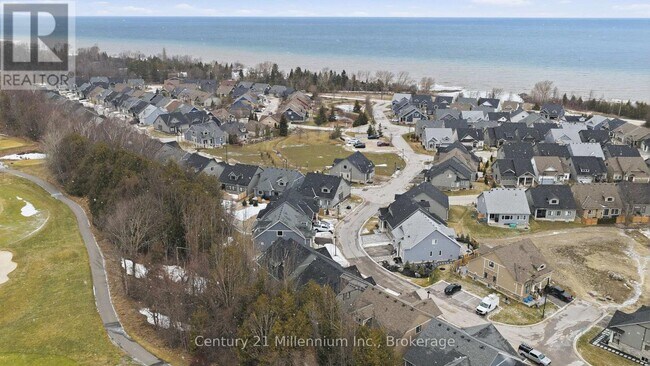 Photo du bâtiment - 128 Beacon Dr