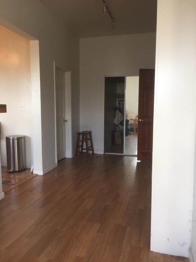 Building Photo - 1126 Buelah Ave