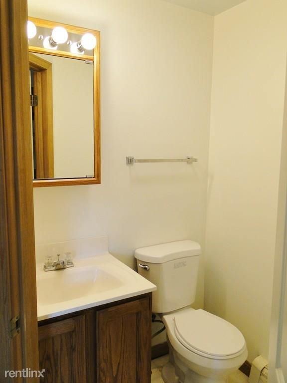 Building Photo - 2 br, 1.5 bath  - 59 Waverly St
