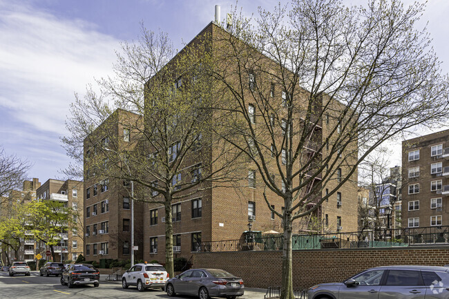 Foto del edificio - Valentine Gardens Cooperative