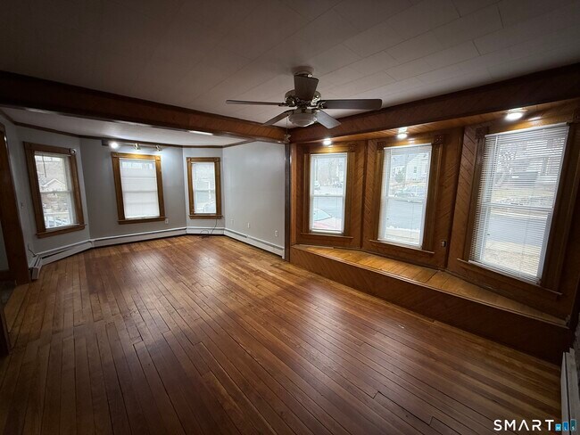 Building Photo - 113 Trowbridge Pl