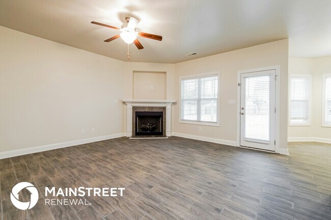 Foto del edificio - 140 Telesto Cir